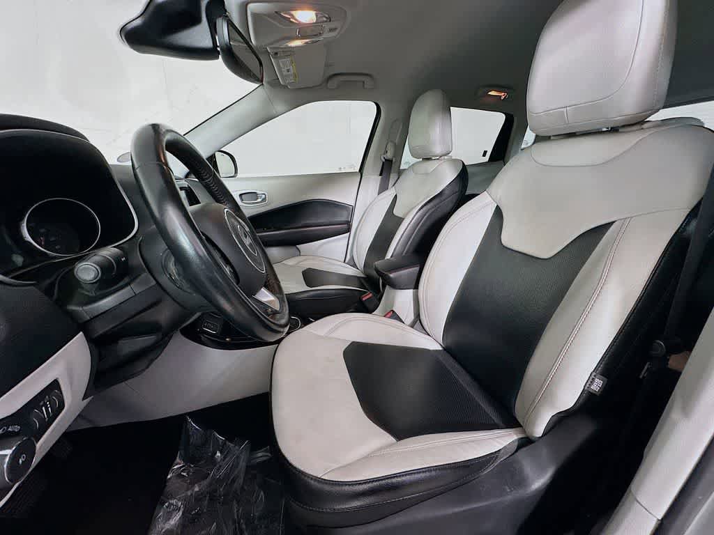 Used 2021 Jeep Compass Limited FWD image 12