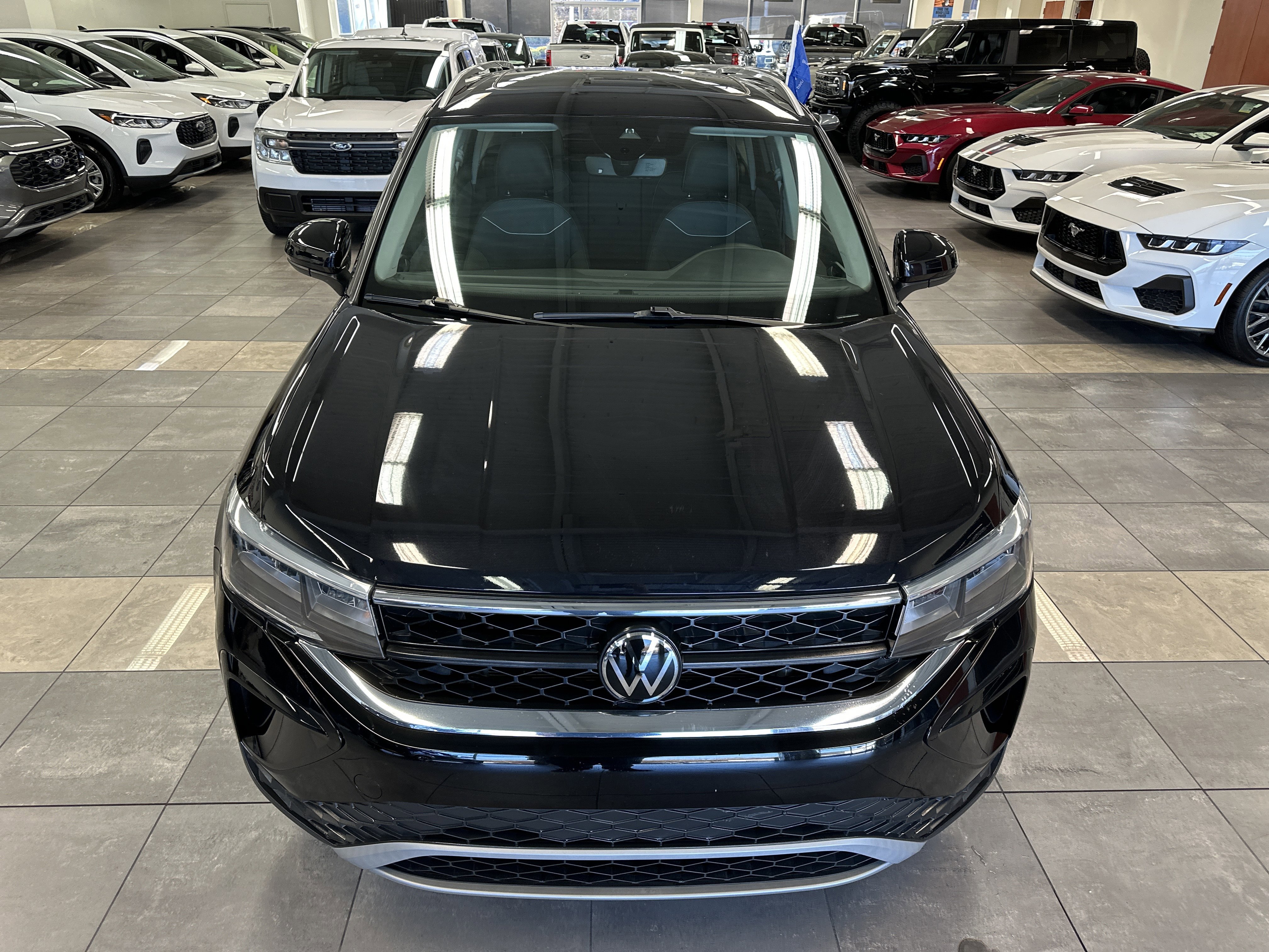 Used 2024 Volkswagen Taos SE image 10