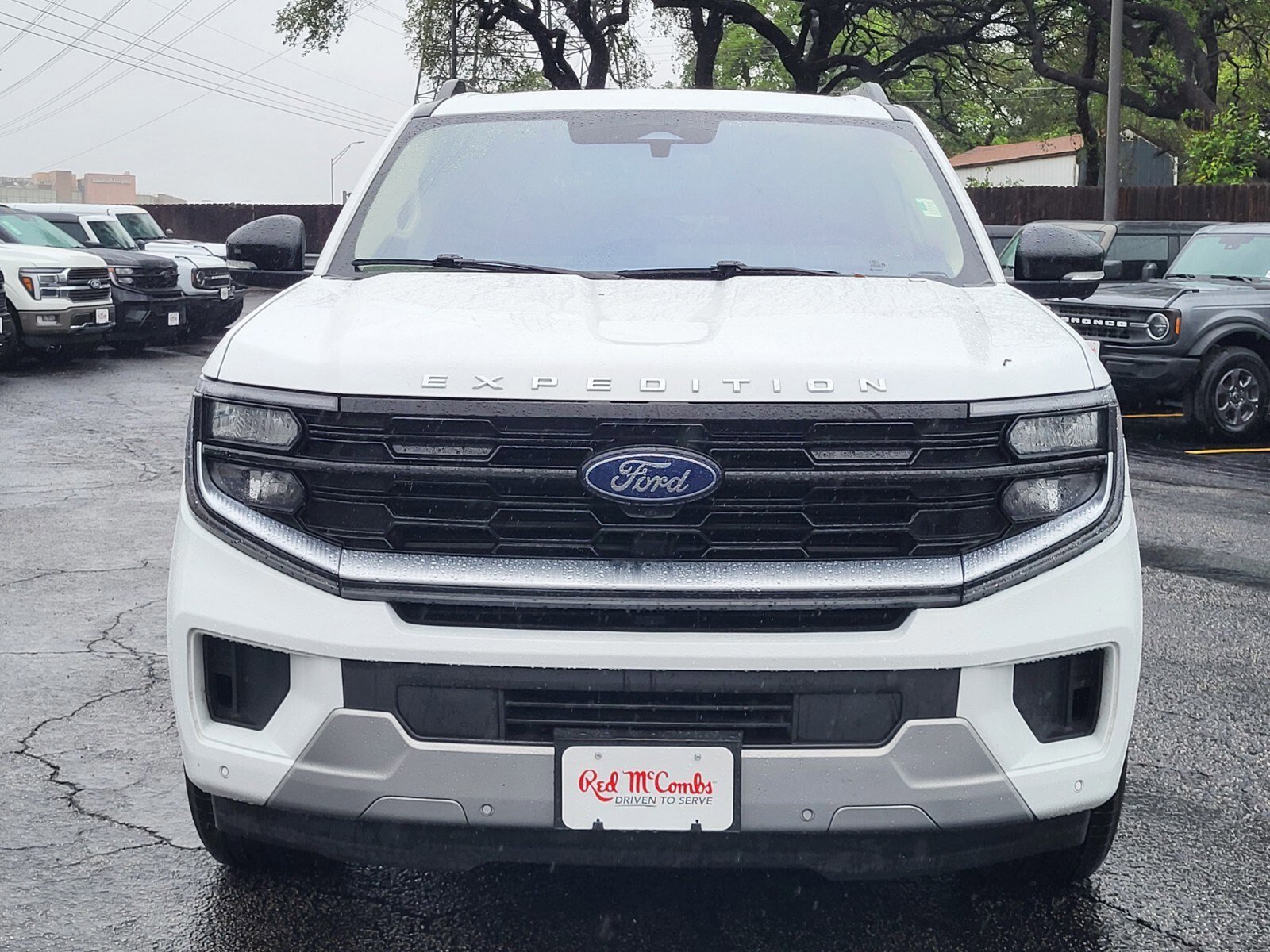 Certified 2025 Ford Expedition Max Platinum image 8