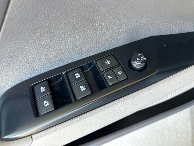 Used 2018 Toyota Camry LE FWD image 22