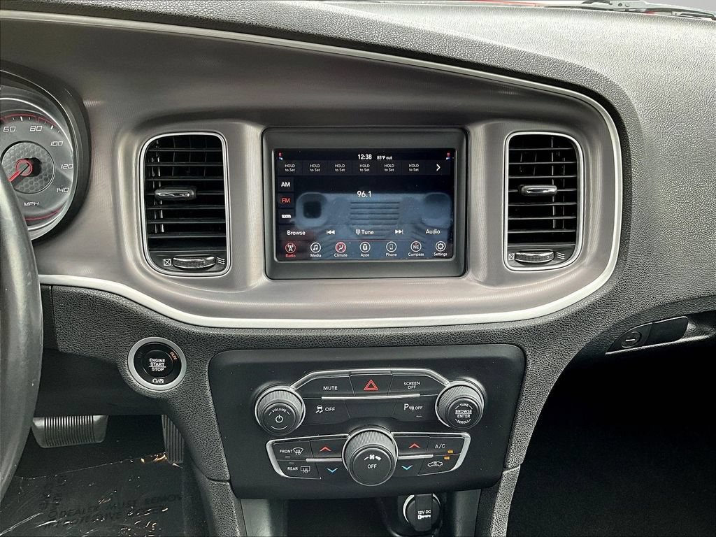 Used 2022 Dodge Charger SXT RWD image 9