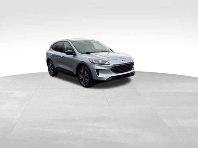 Certified 2022 Ford Escape SE w/ SE Sport Appearance Package image 6