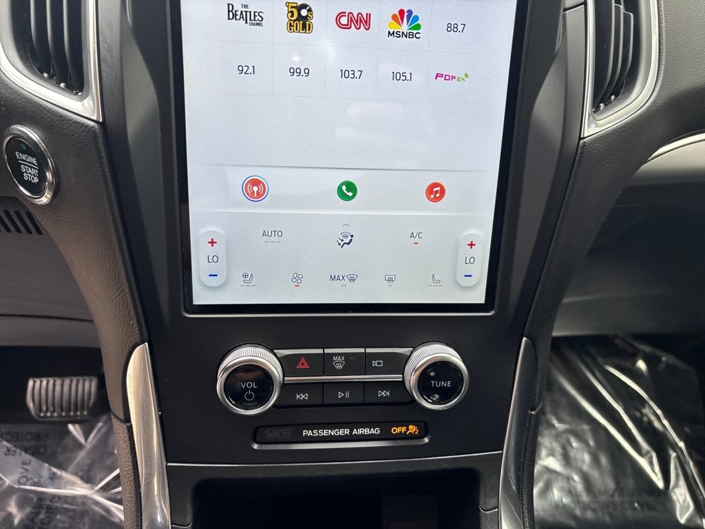 Certified 2024 Ford Edge Titanium AWD/4WD image 21