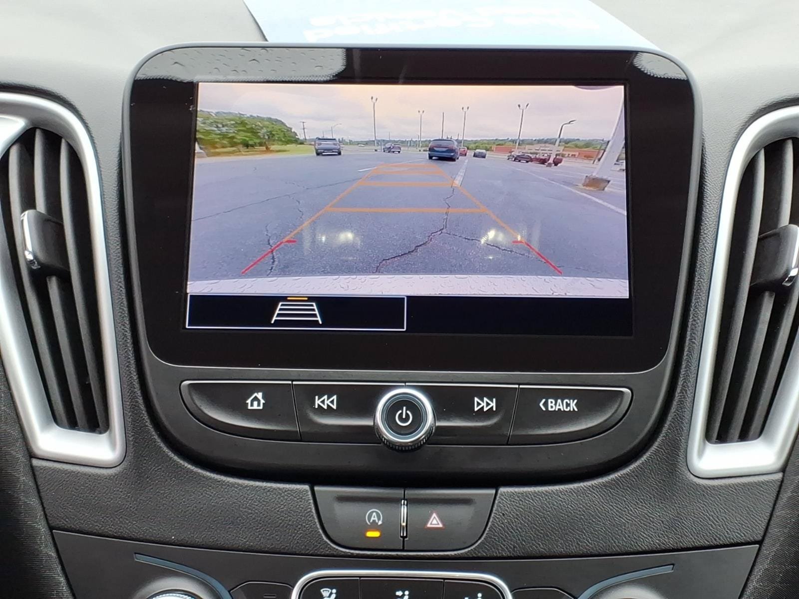 Used 2024 Chevrolet Malibu LT FWD image 21