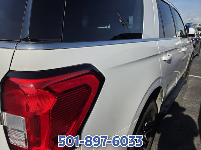 Certified 2023 Ford Expedition XLT RWD image 9