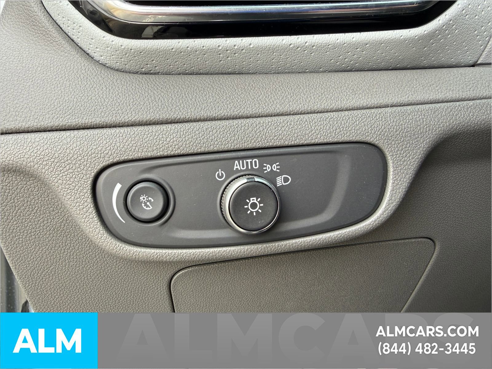 Used 2022 Chevrolet Bolt EUV Premier w/ Launch Edition image 28