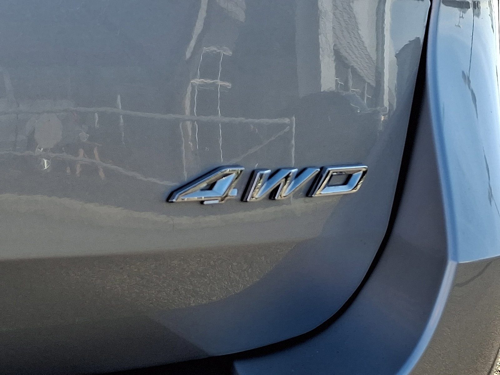 Certified 2024 Ford Explorer XLT w/ Equipment Group 202A image 31