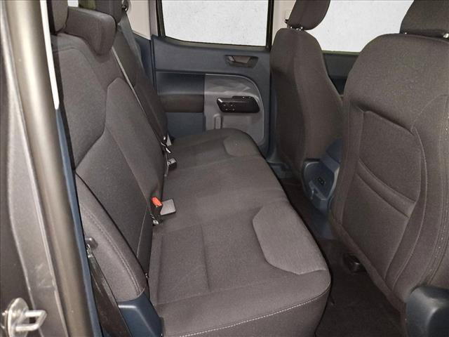Certified 2025 Ford Maverick XL FWD image 15
