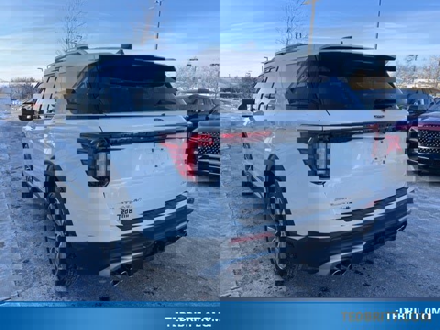 Certified 2025 Ford Explorer Platinum w/ Ultimate Package image 6