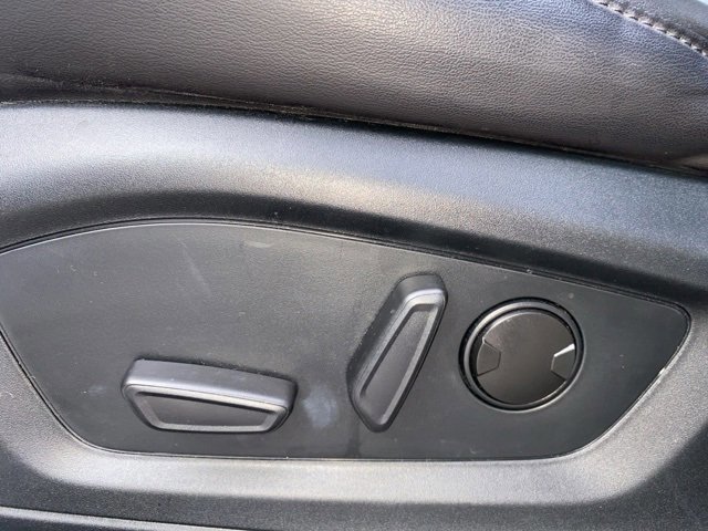 Certified 2022 Ford Explorer XLT w/ Equipment Group 202A image 20