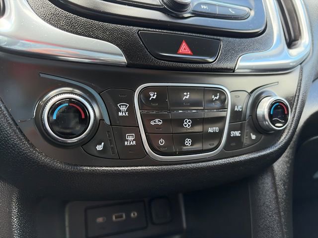 Used 2019 Chevrolet Equinox LT AWD/4WD image 21