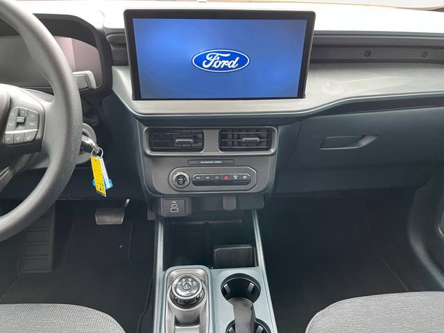 Certified 2025 Ford Maverick XL image 11