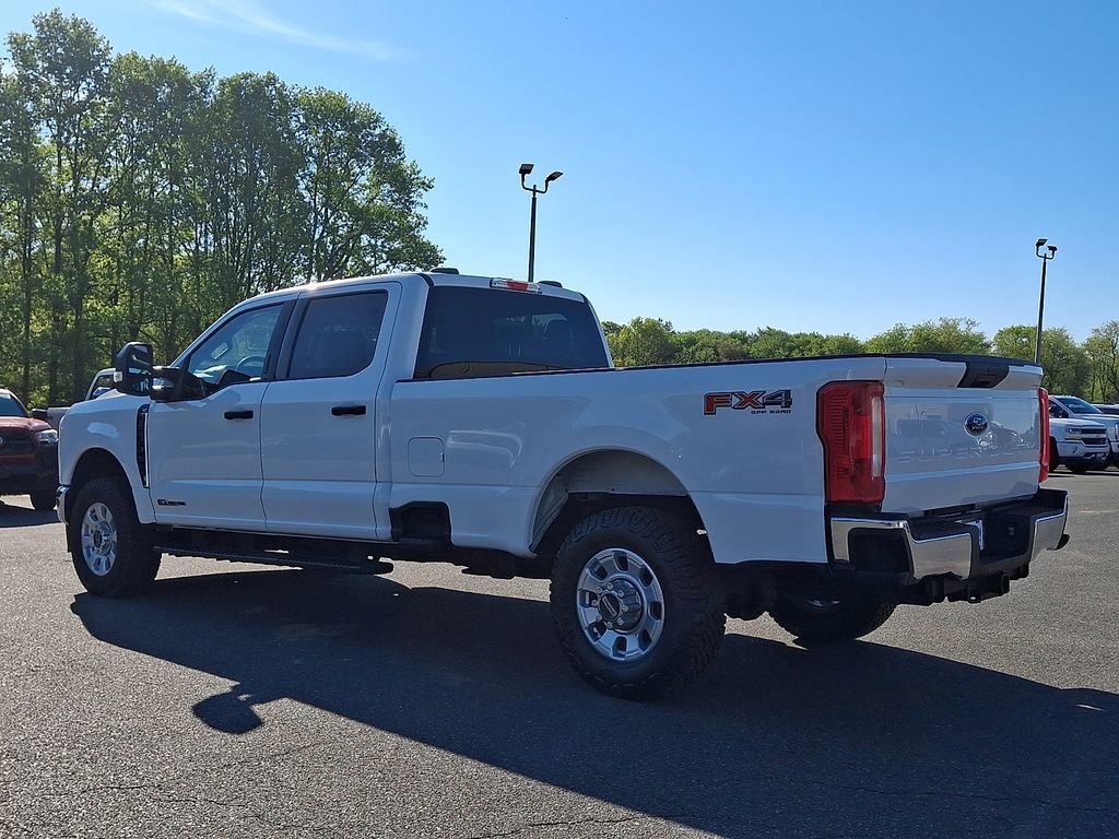 Certified 2024 Ford F350 XLT w/ FX4 Off-Road Package AWD/4WD image 4
