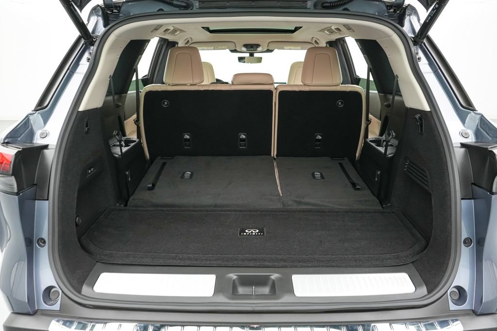 Used 2023 INFINITI QX60 Sensory w/ Vision Package AWD/4WD image 19