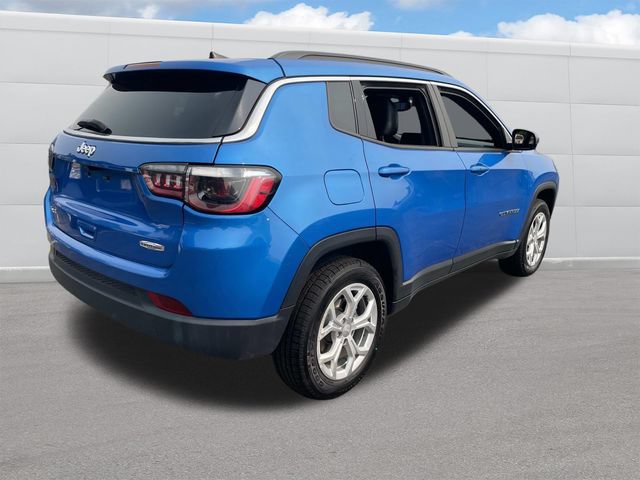 Used 2024 Jeep Compass Latitude AWD/4WD image 9