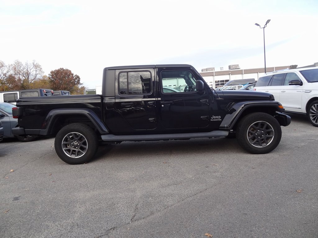 Used 2020 Jeep Gladiator Overland image 3