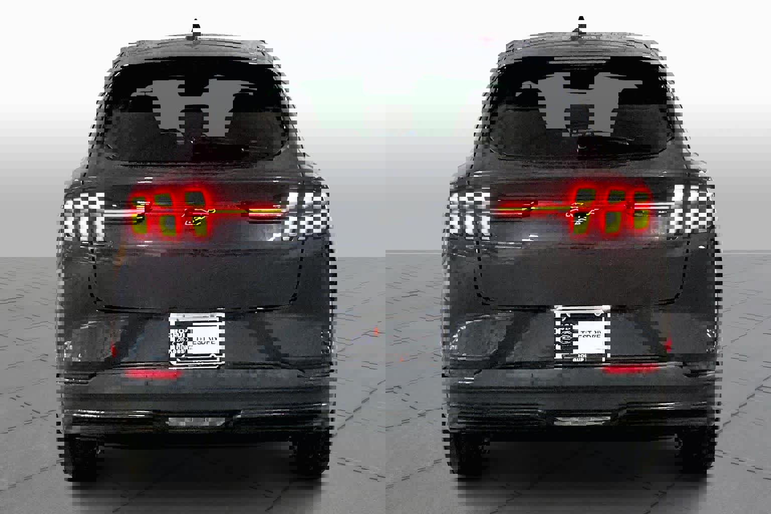 Certified 2022 Ford Mustang Mach-E Select w/ Comfort/Technology Package image 3