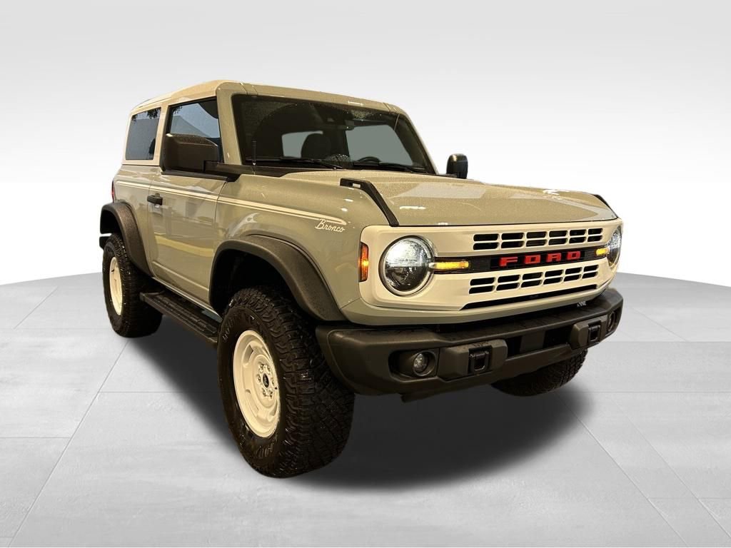 Certified 2024 Ford Bronco Heritage Edition image 2