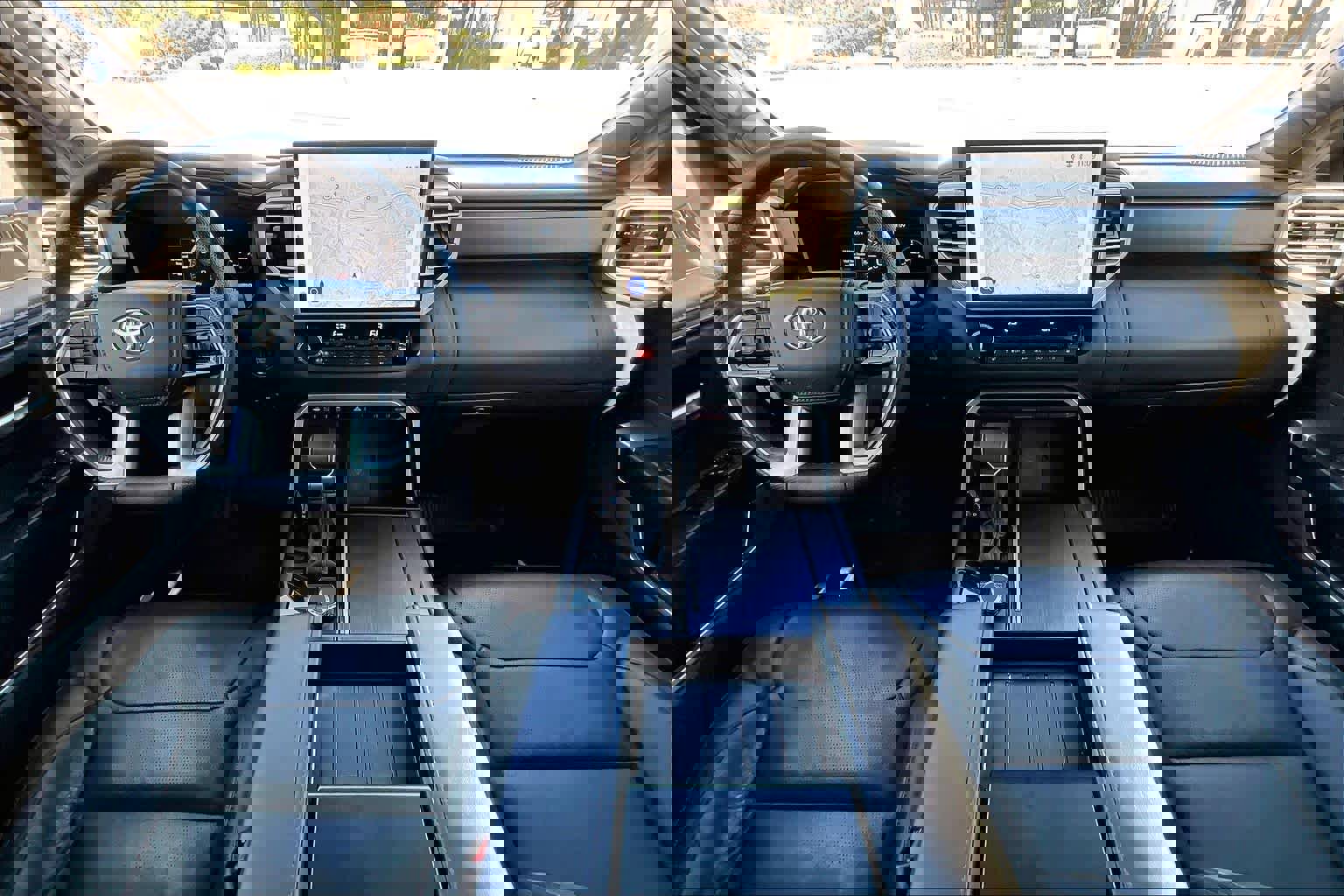 Used 2025 Toyota Tundra Platinum image 15