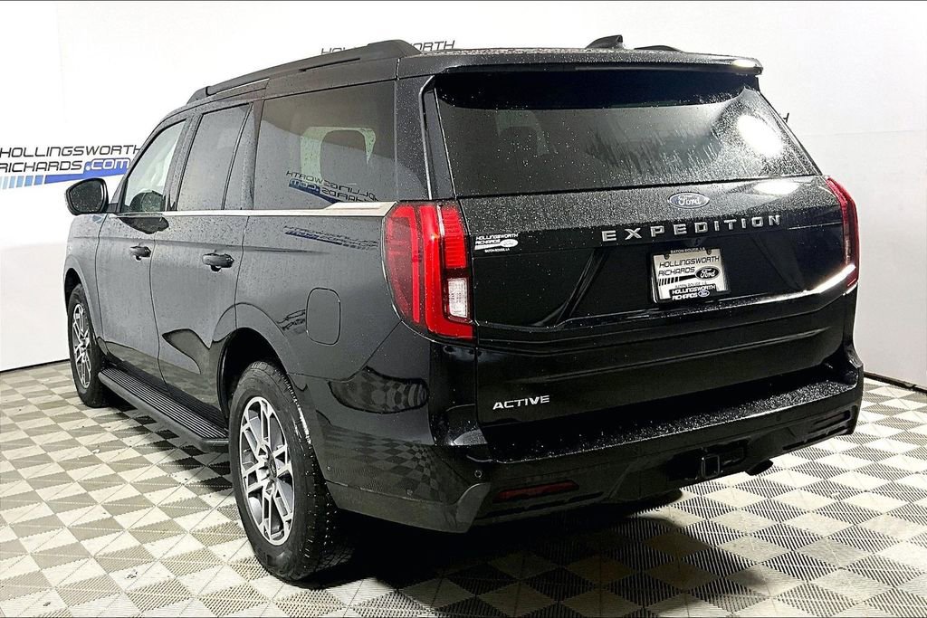 Certified 2025 Ford Expedition Active AWD/4WD image 8
