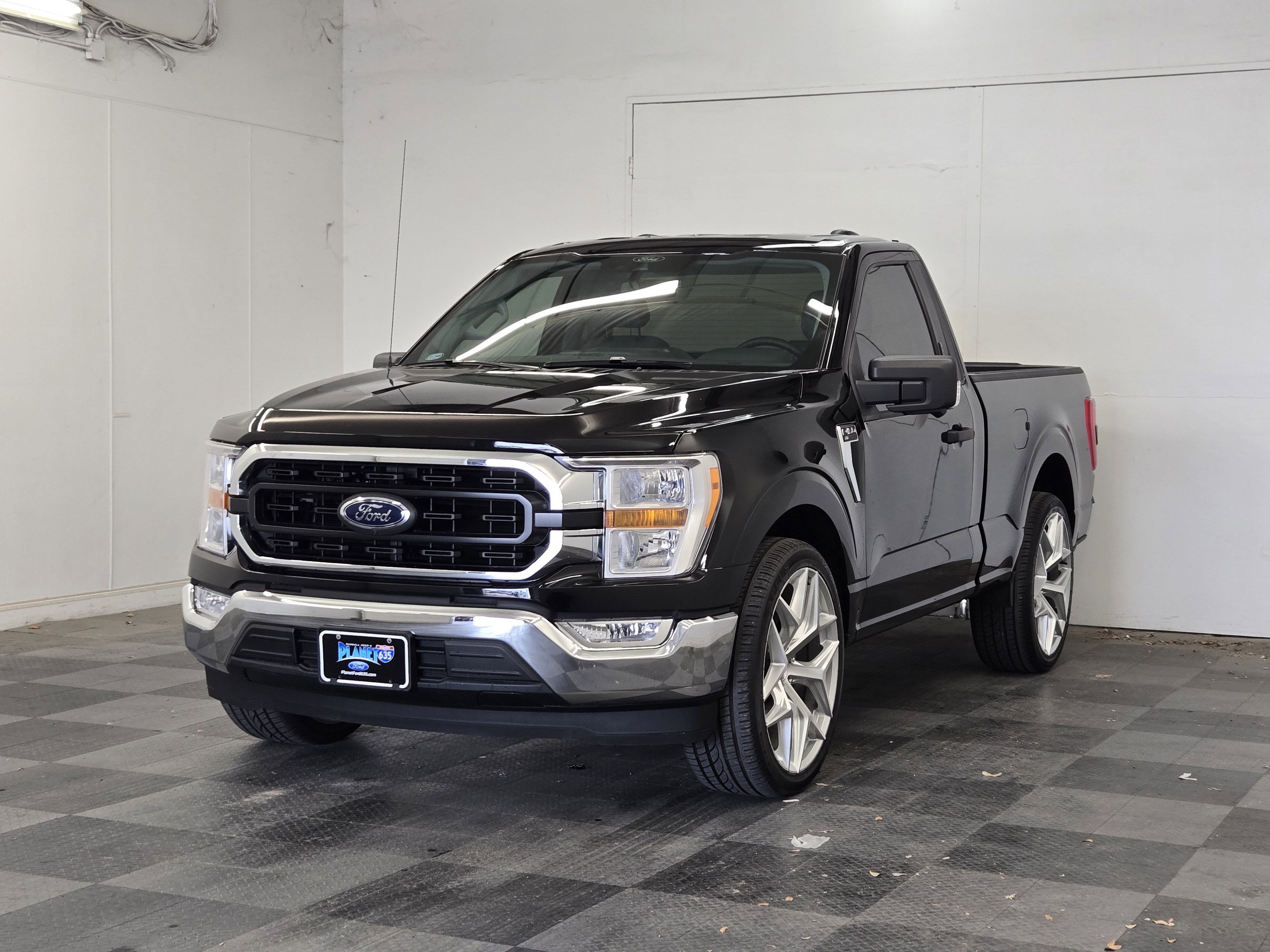 Certified 2021 Ford F150 XLT w/ Equipment Group 301A Mid RWD image 4