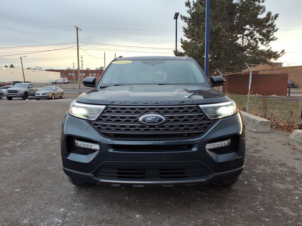 Certified 2022 Ford Explorer XLT w/ Equipment Group 202A image 2