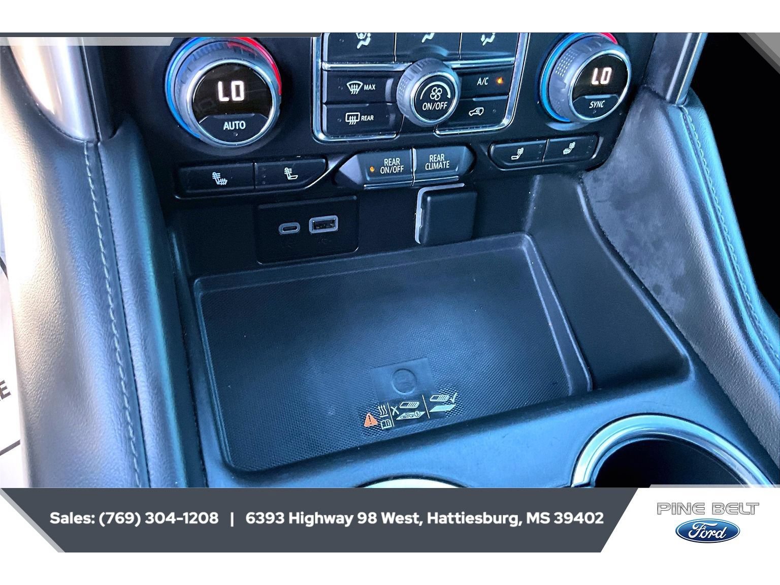 Used 2024 Chevrolet Tahoe LT RWD image 24