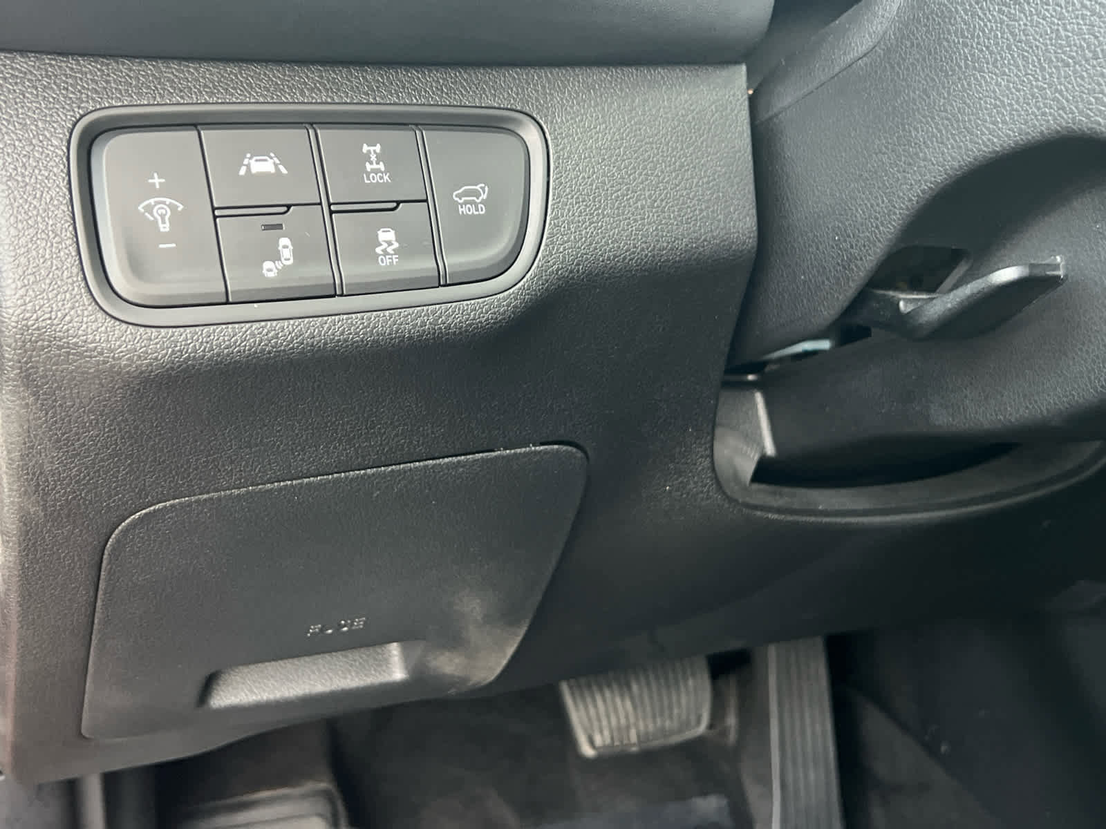 Used 2019 Hyundai Santa Fe Limited w/ Cargo Package image 31