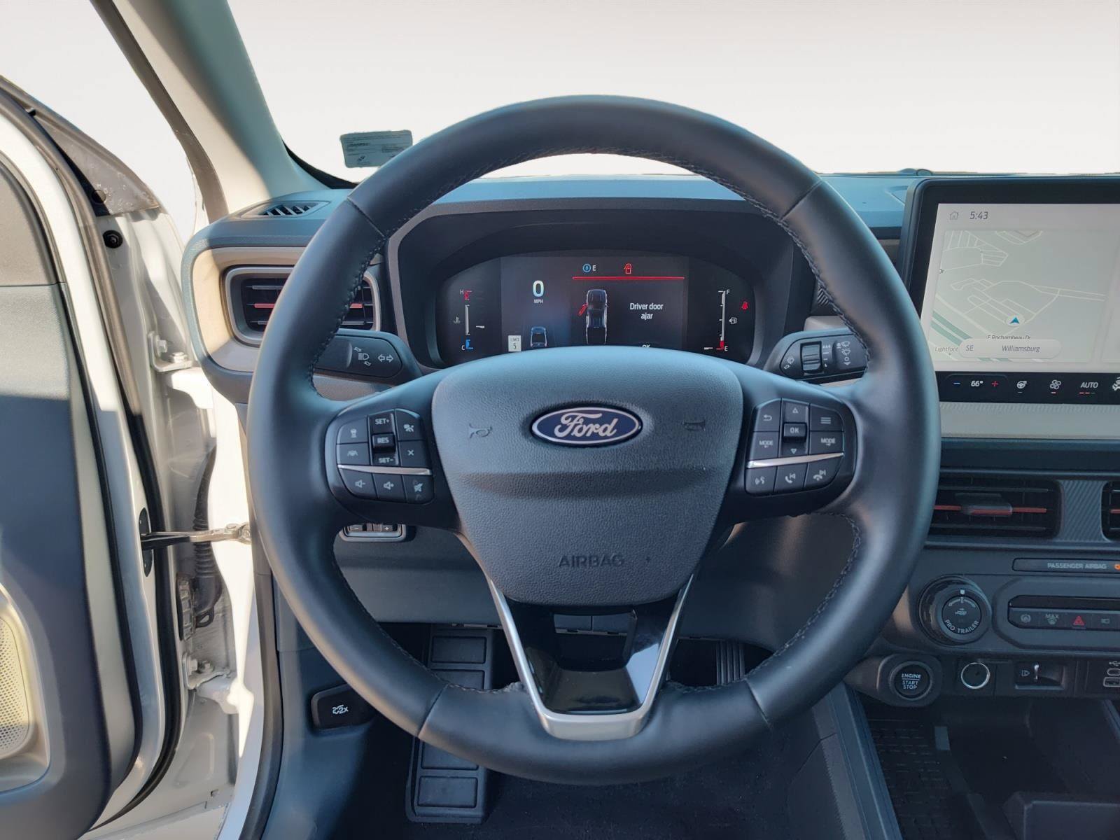 Certified 2025 Ford Maverick Lariat w/ 4K Tow Package AWD/4WD image 12