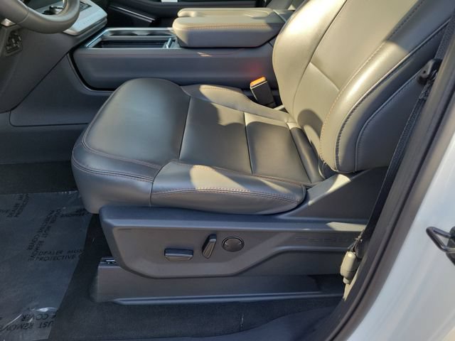 Certified 2025 Ford Expedition Active AWD/4WD image 17