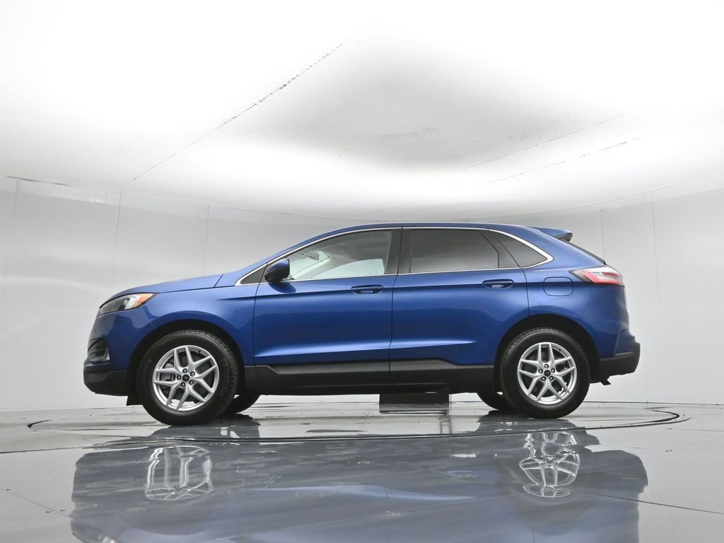 Certified 2024 Ford Edge SEL w/ Convenience Package AWD/4WD image 8