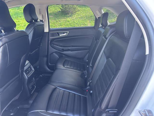 Certified 2019 Ford Edge SEL w/ Equipment Group 201A image 16