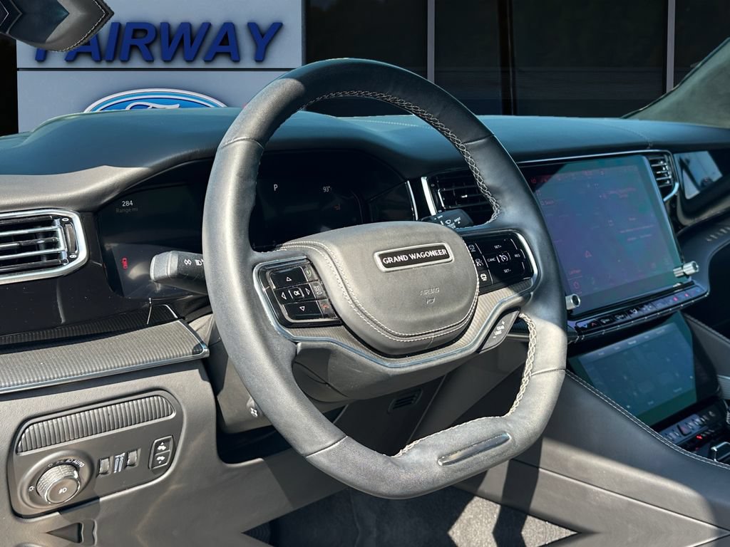 Used 2023 Jeep Grand Wagoneer Series II AWD/4WD image 15