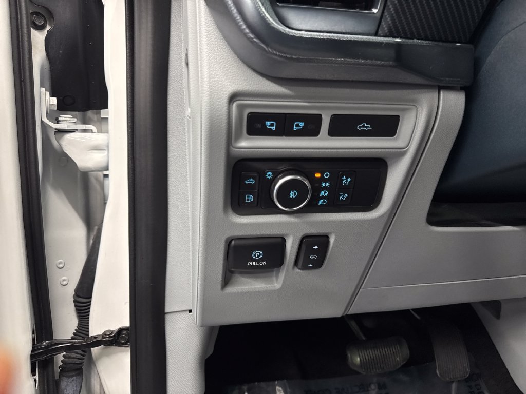 Certified 2022 Ford F150 Limited AWD/4WD image 34