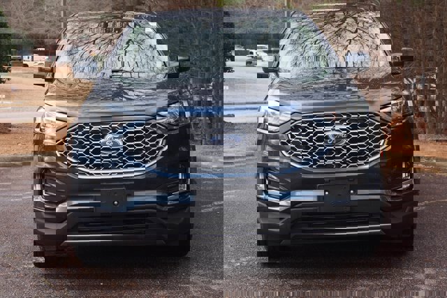 Certified 2024 Ford Edge SEL w/ Convenience Package image 8