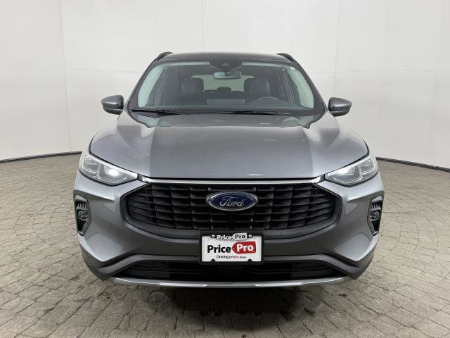 Certified 2025 Ford Escape Platinum image 2