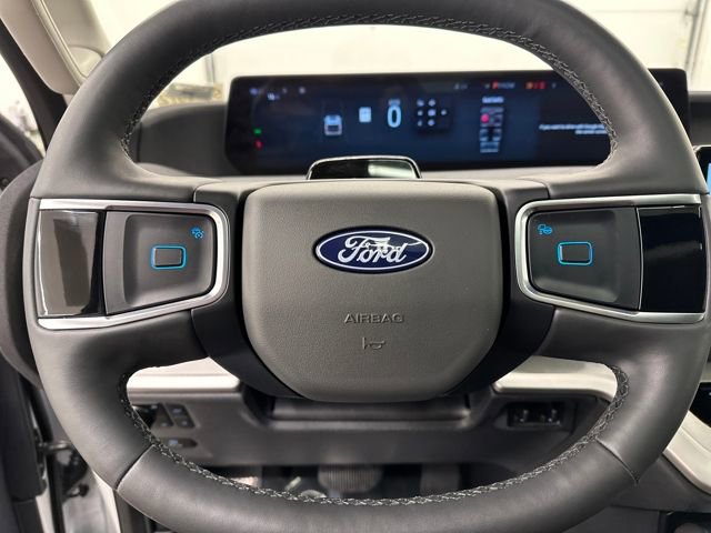 Certified 2025 Ford Expedition Active image 33