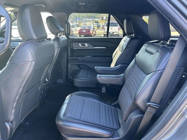 Certified 2025 Ford Explorer ST-Line image 13