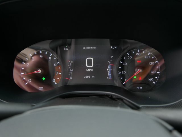 Used 2025 Jeep Compass Trailhawk AWD/4WD image 33