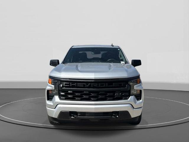 Used 2022 Chevrolet Silverado 1500 Custom RWD image 2
