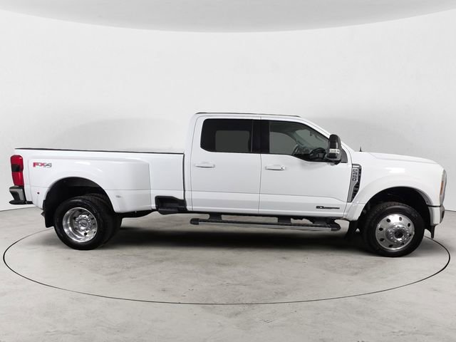 Certified 2025 Ford F450 Lariat w/ FX4 Off-Road Package image 6