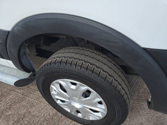Certified 2025 Ford Transit 250 Low Roof w/ Exterior Upgrade Package RWD image 7
