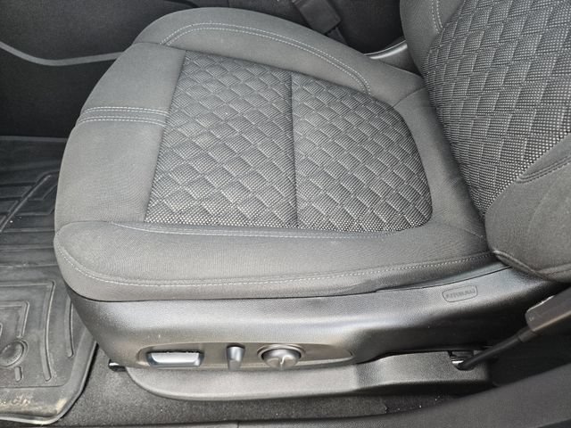 Used 2022 Chevrolet Blazer LT FWD image 23
