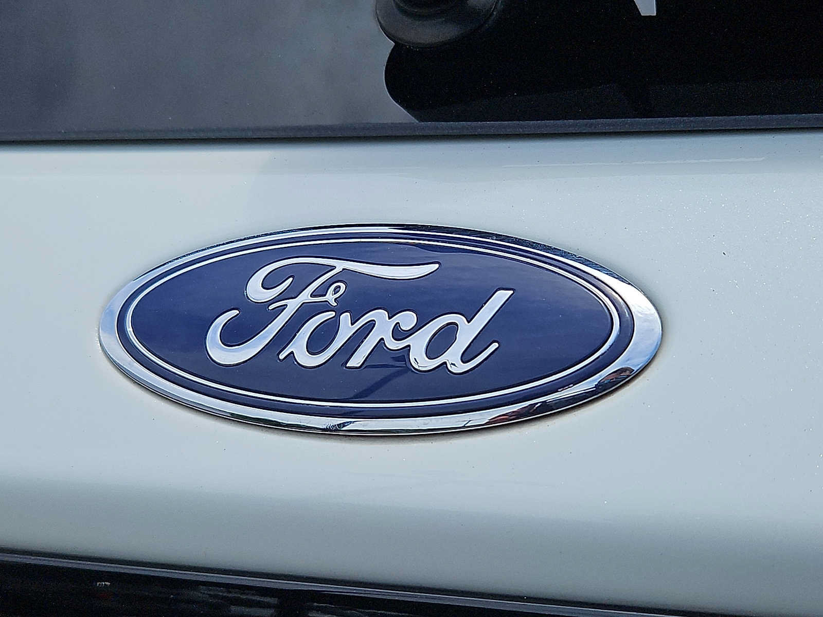 Certified 2022 Ford Explorer ST-Line AWD/4WD image 32