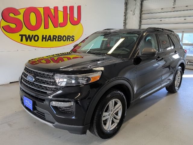 Certified 2023 Ford Explorer XLT AWD/4WD image 1