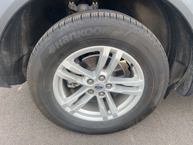 Certified 2024 Ford Explorer XLT w/ Equipment Group 202A image 9