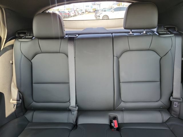 Used 2025 Buick Envista Sport Touring w/ Convenience I Package FWD image 18