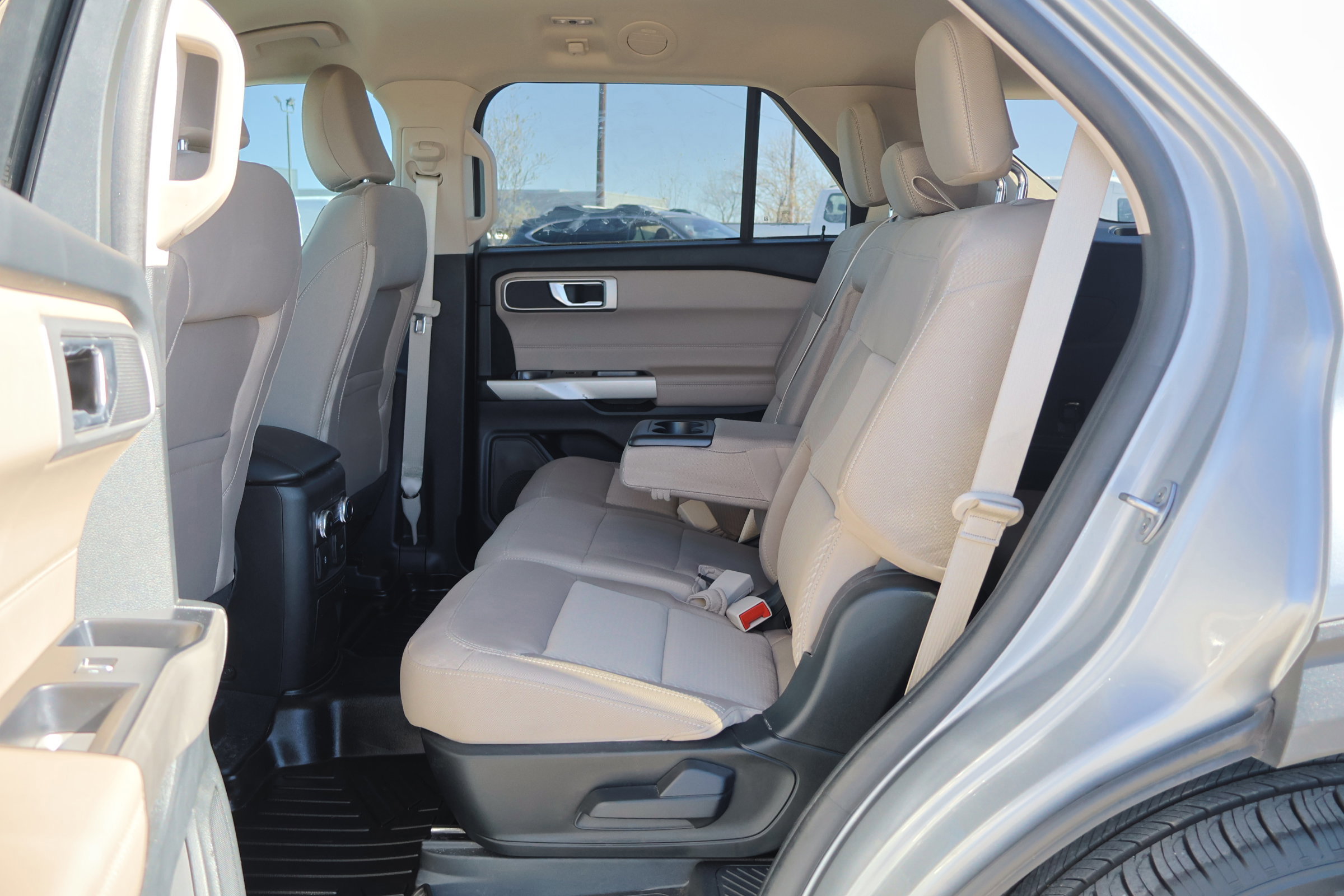 Certified 2023 Ford Explorer XLT image 39