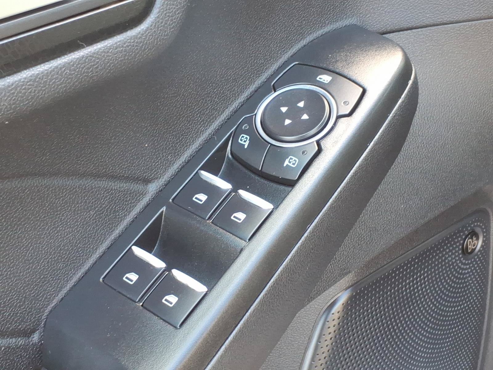 Certified 2022 Ford Escape SEL w/ SEL Stealth AWD Package image 15
