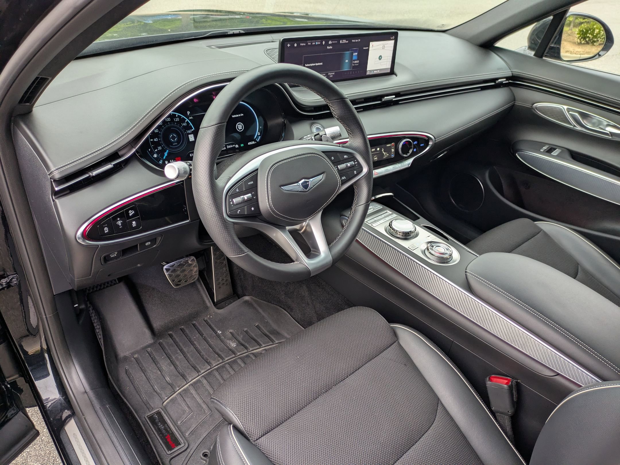 Used 2023 Genesis GV70 2.5T w/ Sport Prestige Package AWD/4WD image 14